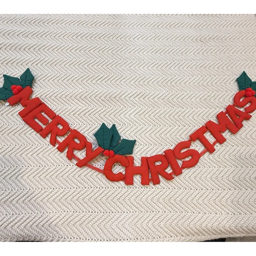Merry Christmas Banner Garland Red Holly Vintage Retro Cotton‎ Blend Holiday